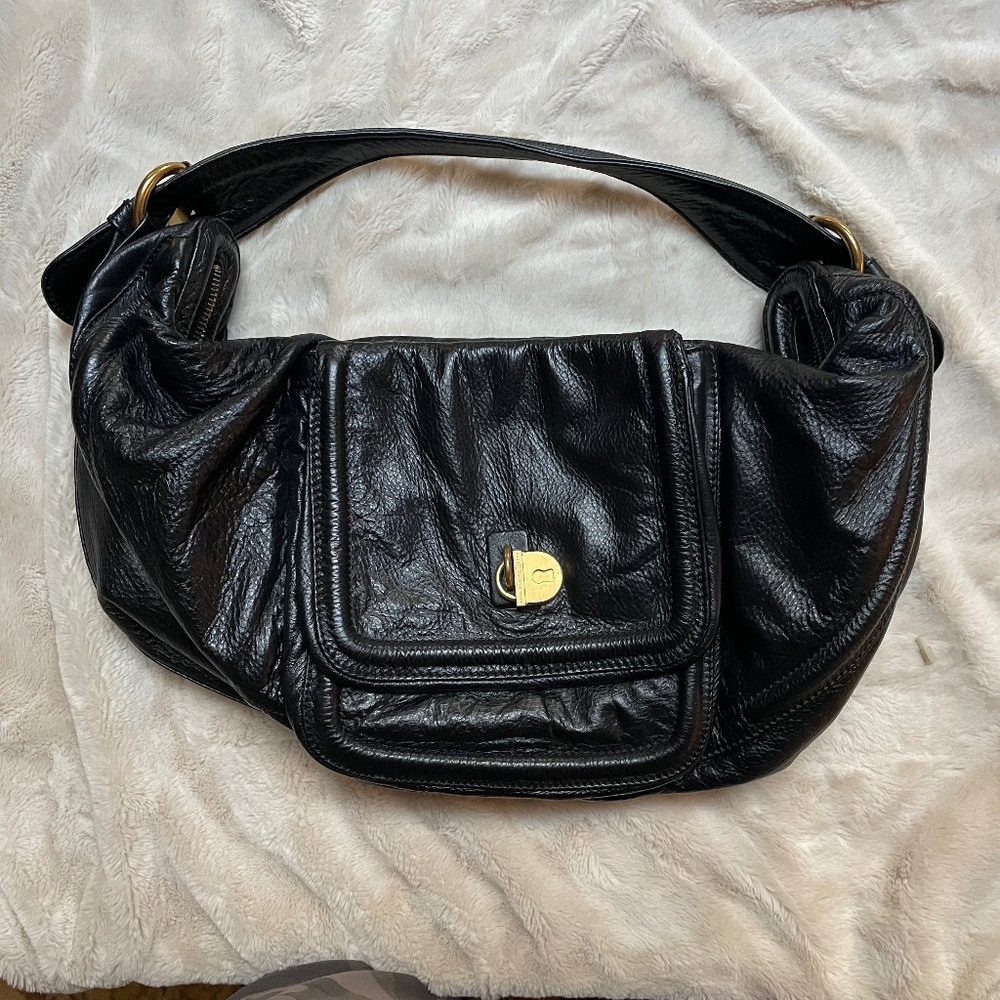Marc Jacobs hobo lock bag